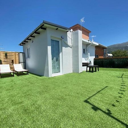 Rooftop Apartment With Garden In يانينة المظهر الخارجي الصورة