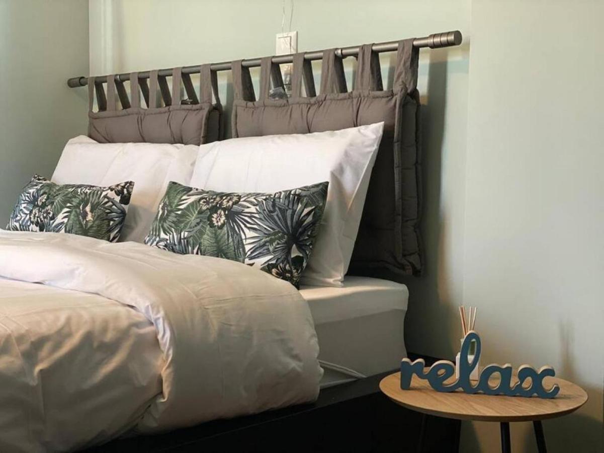 Rooftop Apartment With Garden In يانينة المظهر الخارجي الصورة