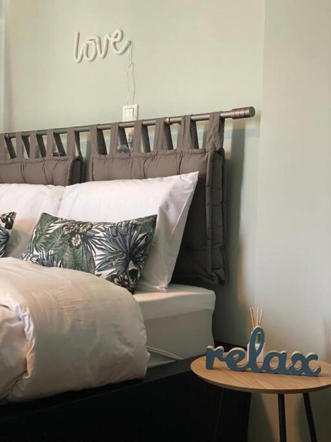 Rooftop Apartment With Garden In يانينة المظهر الخارجي الصورة